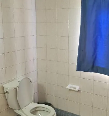Amazing Flat At Next To